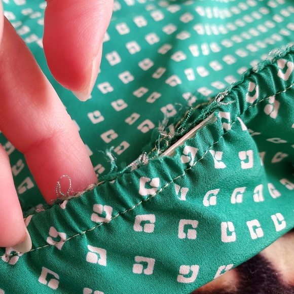 Vintage Hankerchief blouse Sm/M - Picture 12 of 16